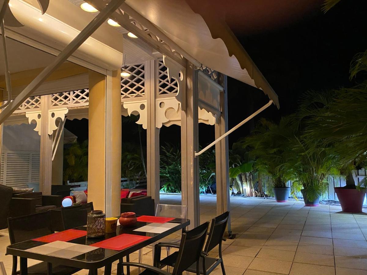Villa Creole Domaine Prive De L'Anse Des Rochers Saint-Francois  Buitenkant foto